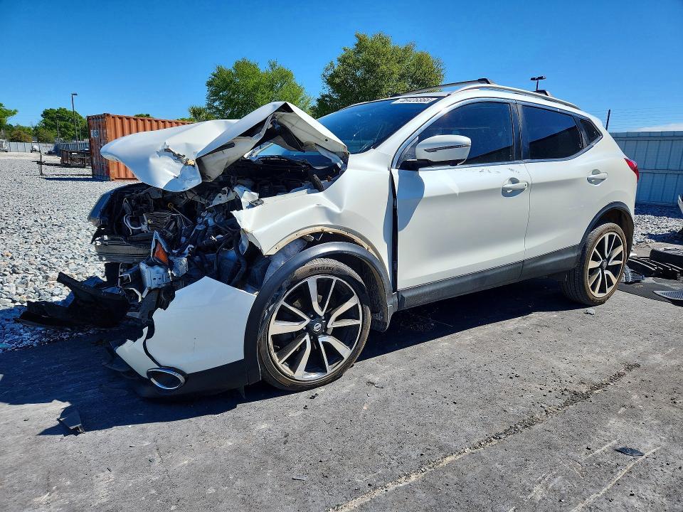 2017 Nissan Rogue Sport sl