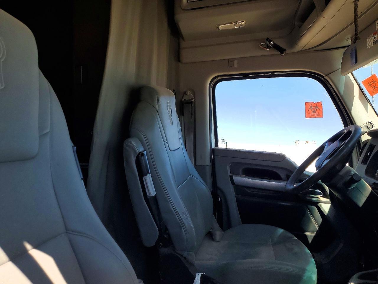 2021 Kenworth T880 Semi Truck