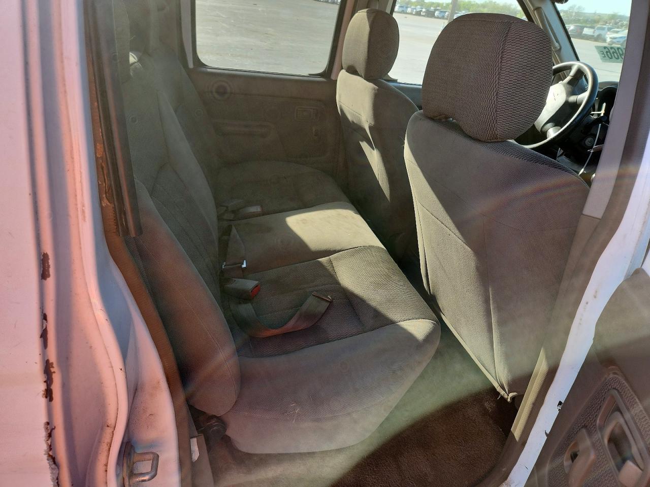 2002 Nissan Frontier XE-V6