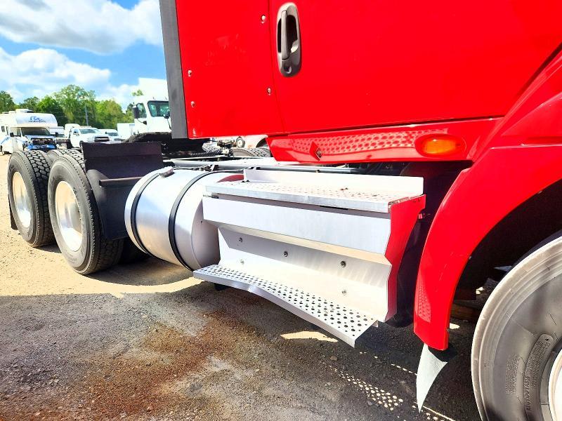 2018 International RH613 Semi Truck