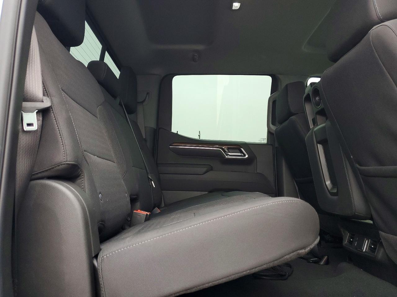 2025 Chevrolet Silverado K1500 LT