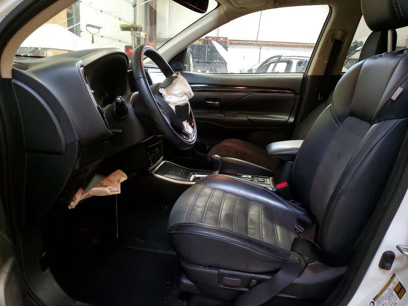 2020 Mitsubishi Outlander es