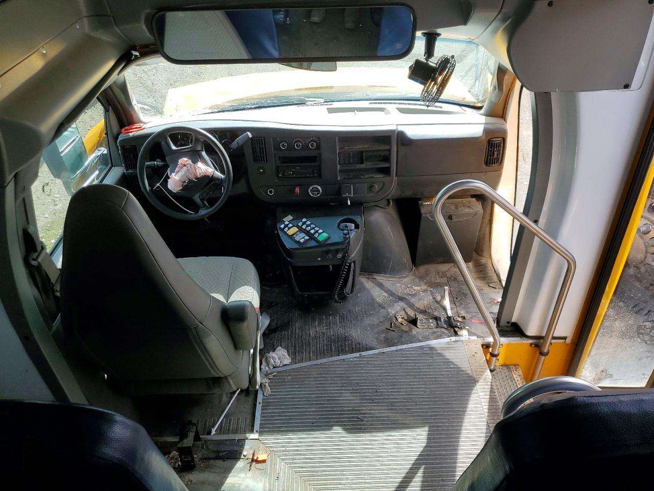 2016 Chevrolet 2016 Chev Express Comm