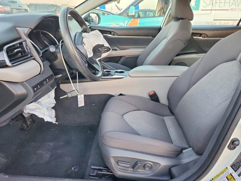 2021 Toyota Camry le
