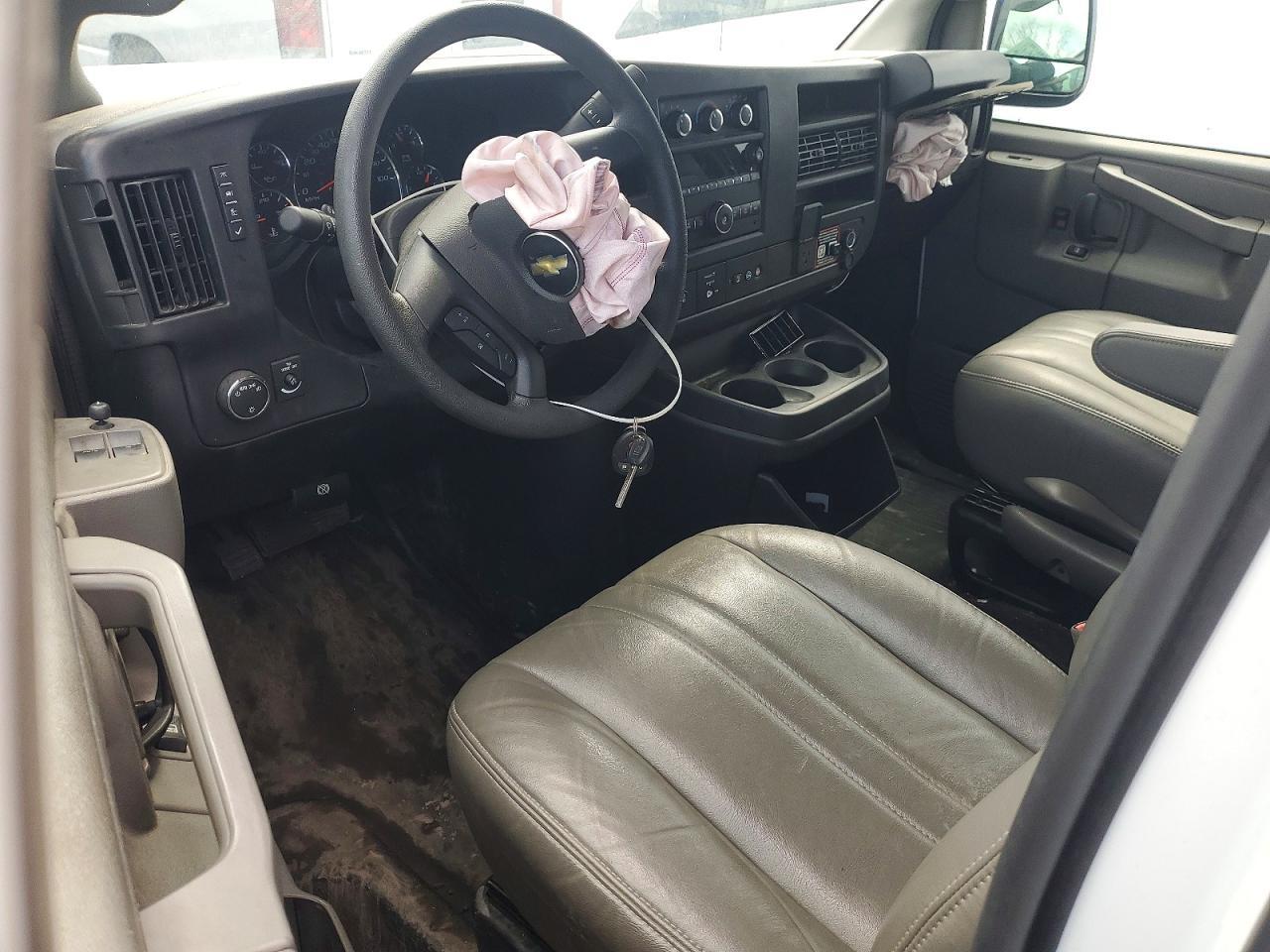 2025 Chevrolet Express 2500 Cargo Utility / Service Van