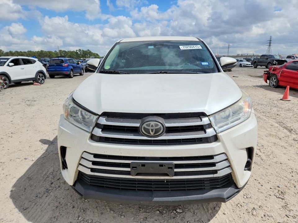 2018 Toyota Highlander le