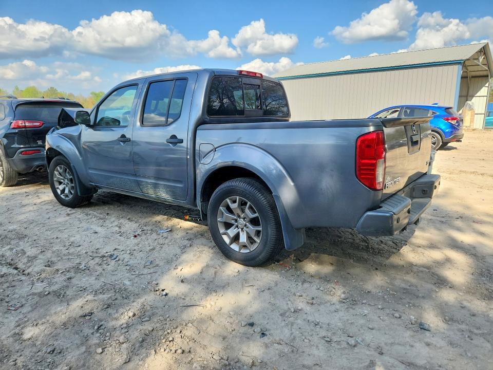 2020 Nissan Frontier SV