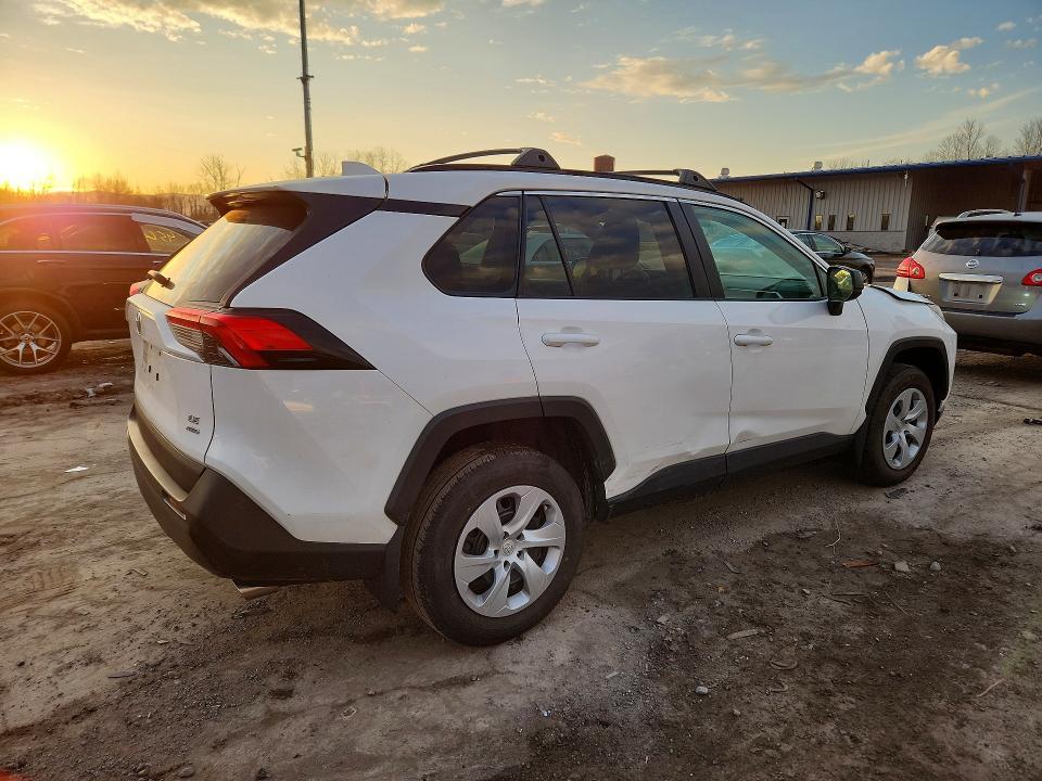 2020 Toyota Rav4 le
