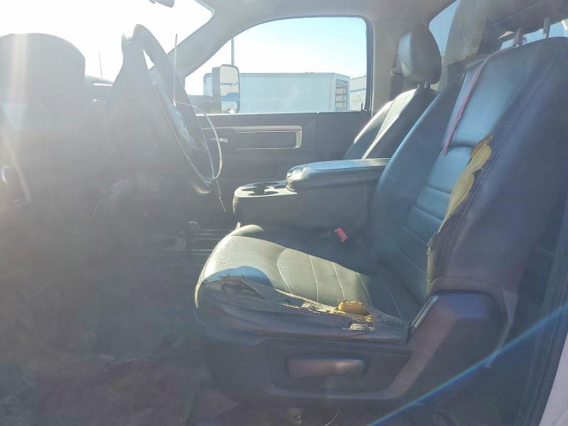 2017 Dodge RAM 5500 Flatbed Truck