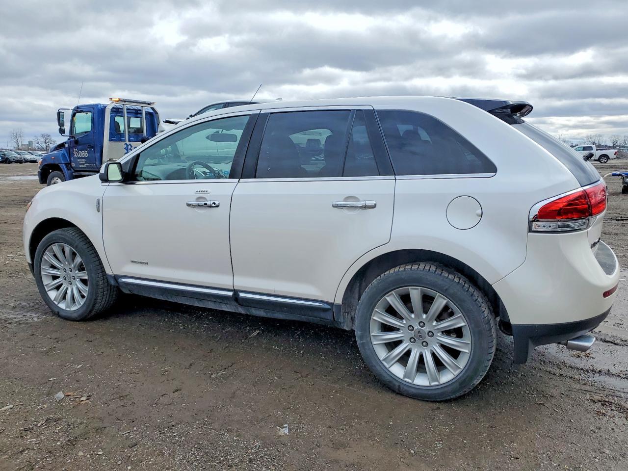 2011 Lincoln Townhouse MKX