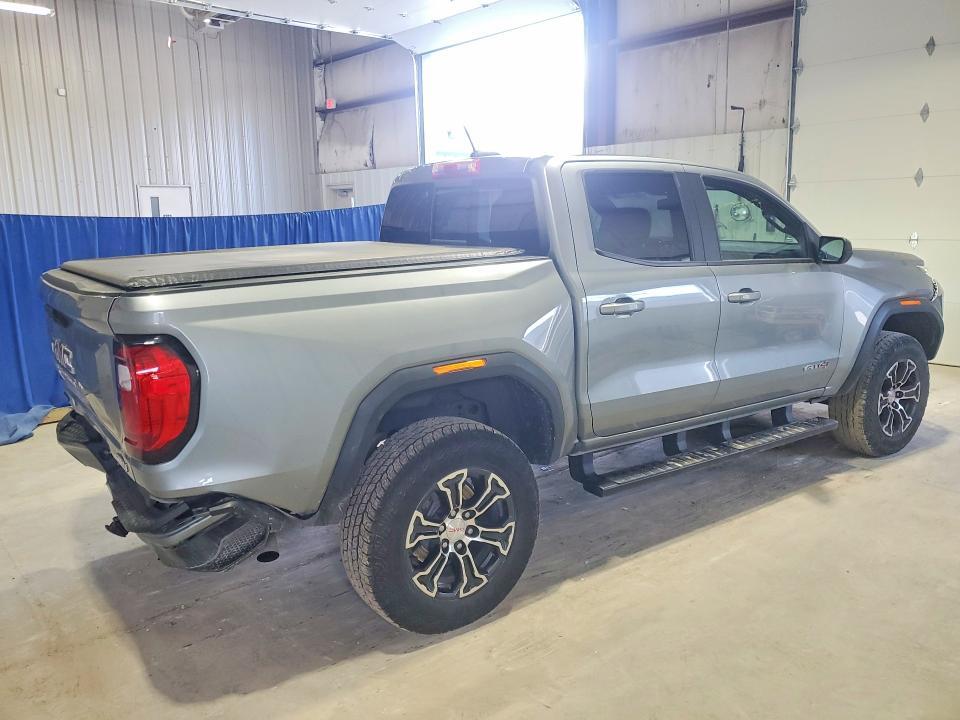 2023 GMC Canyon AT4