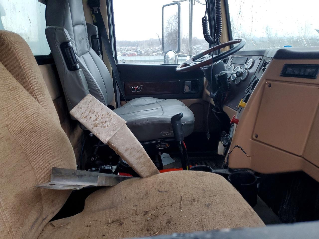 2019 Western Star 4900 Dump Truck