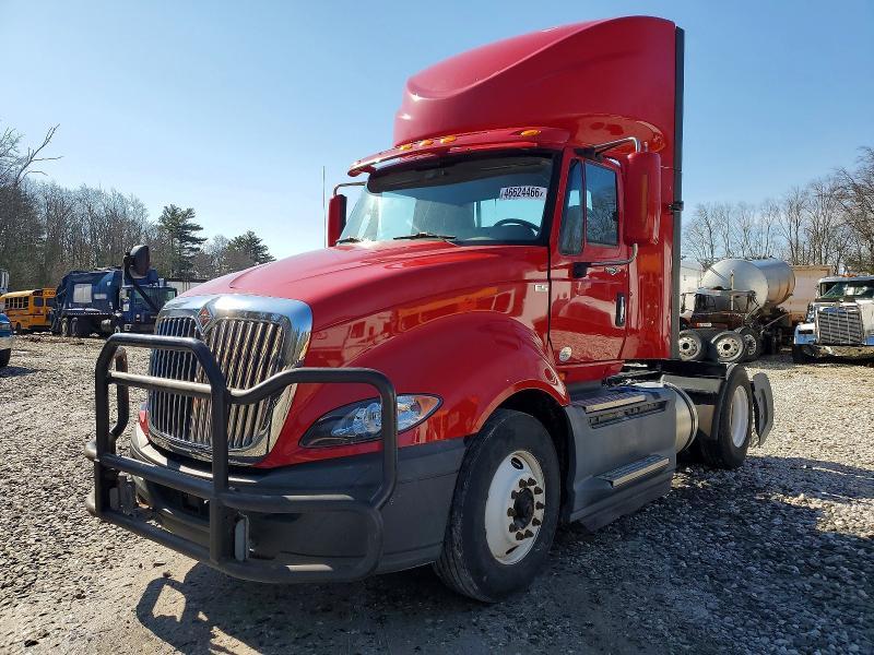 2016 International Prostar Semi Truck