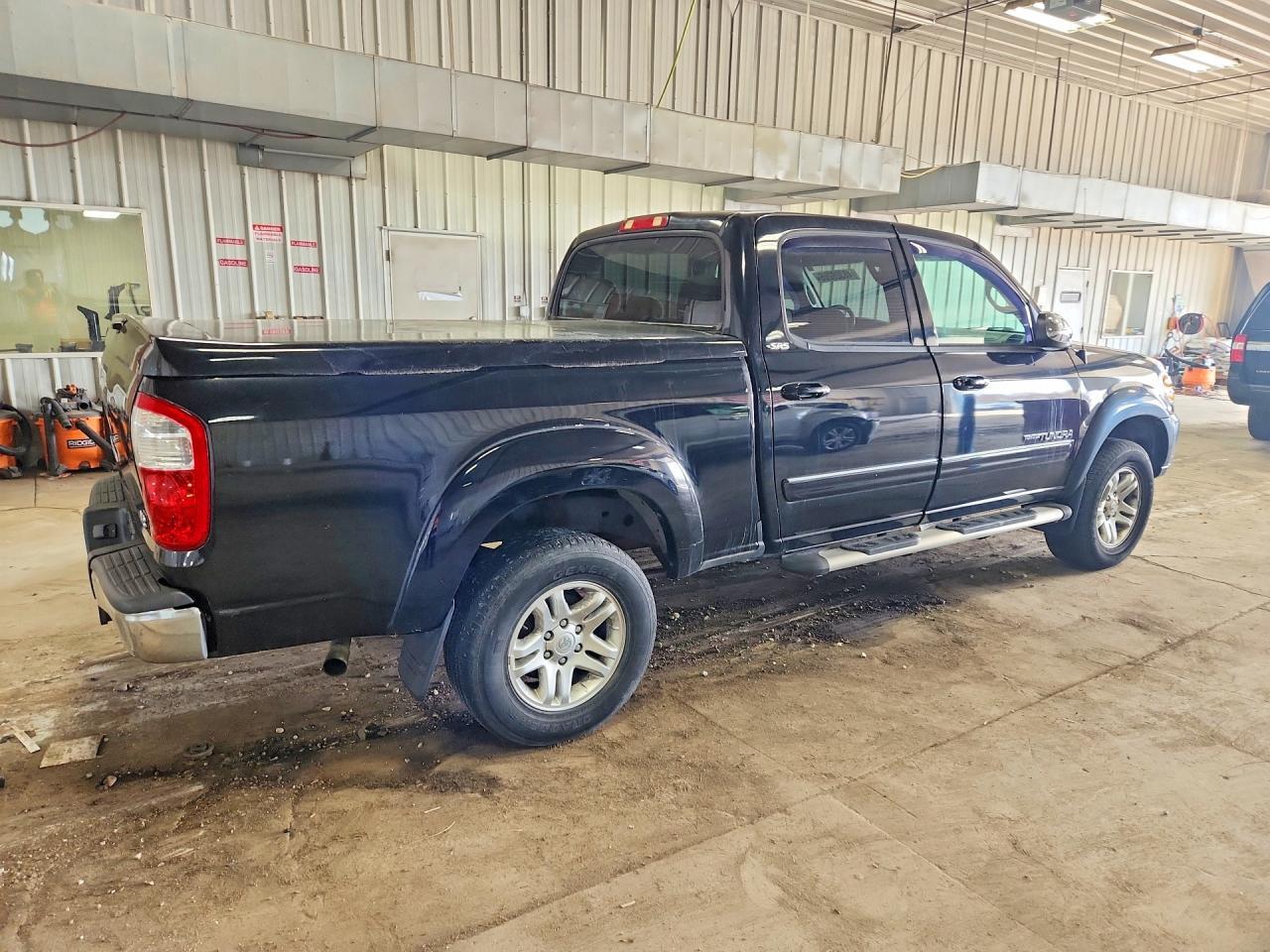 2004 Toyota Tundra SR5