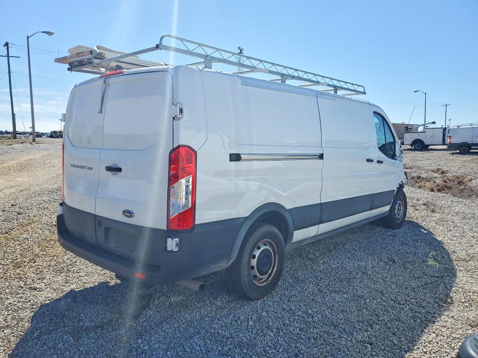 2022 Ford Transit T-250
