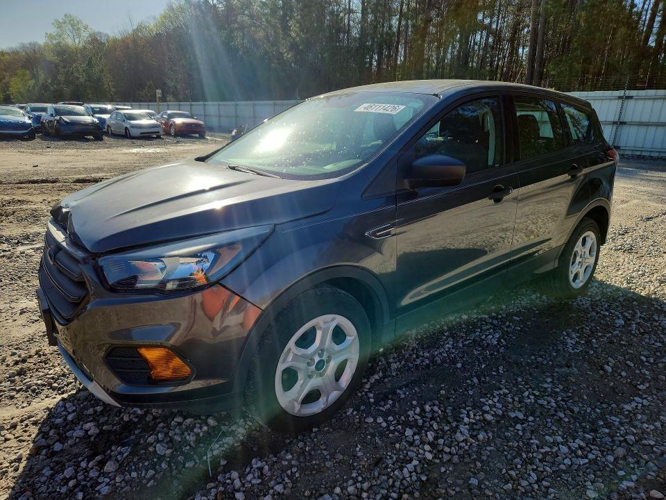 2018 Ford Escape s