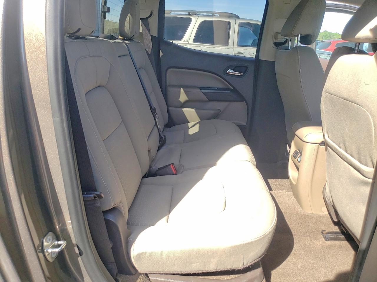 2016 GMC Canyon SLE