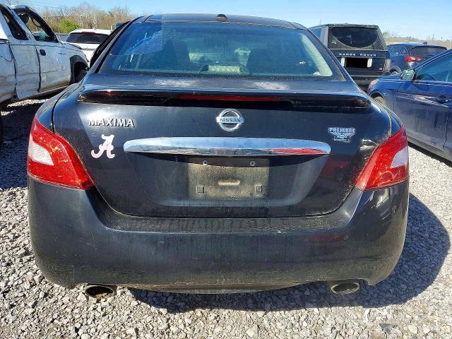 2011 Niss Maxima