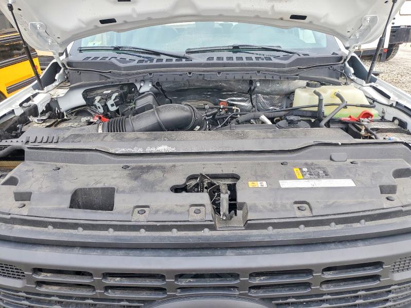 2023 Ford F600 Super Duty Truck cab and Chassis