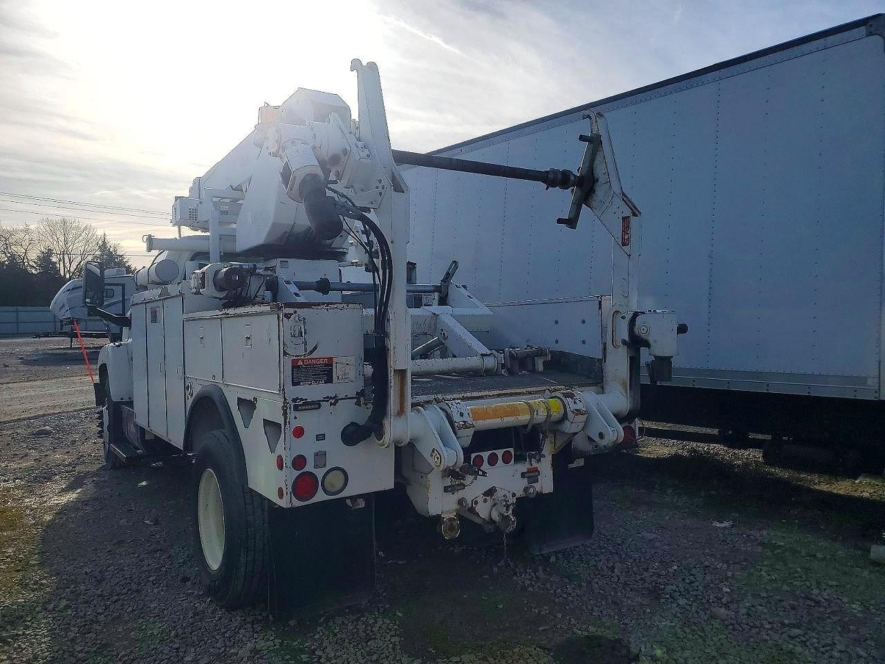 2007 Chevrolet C7500 C7C042