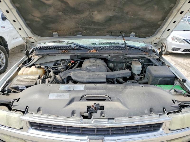 2004 Chevrolet Tahoe C1500