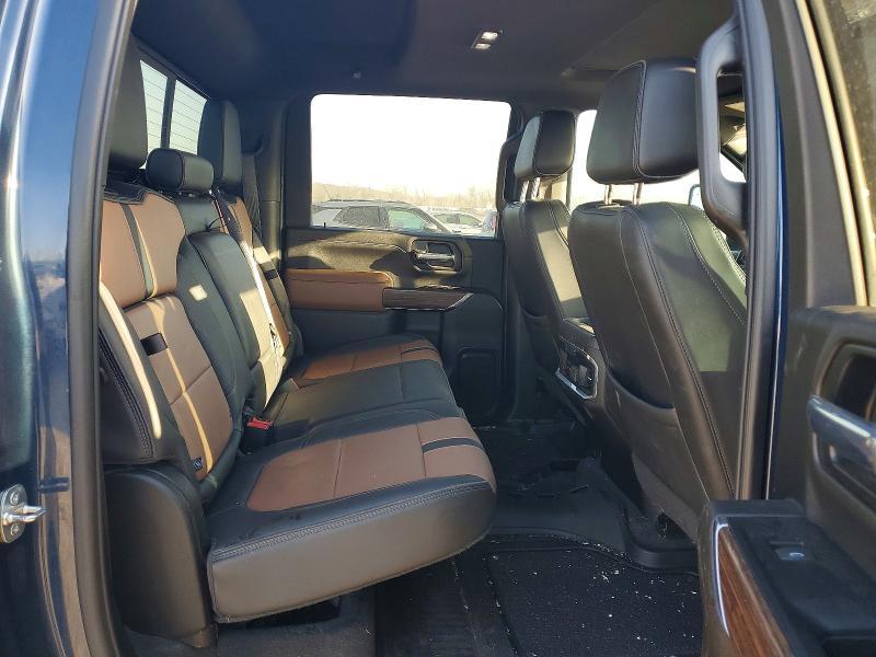2022 Chevrolet Silverado K2500 High Country