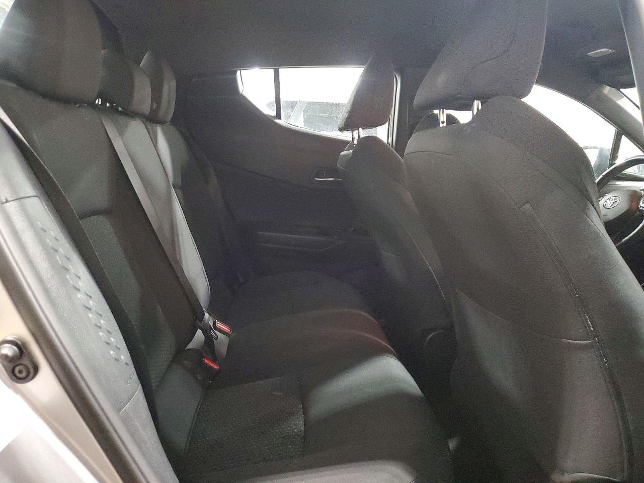 2018 Toyota C-hr xle Premium