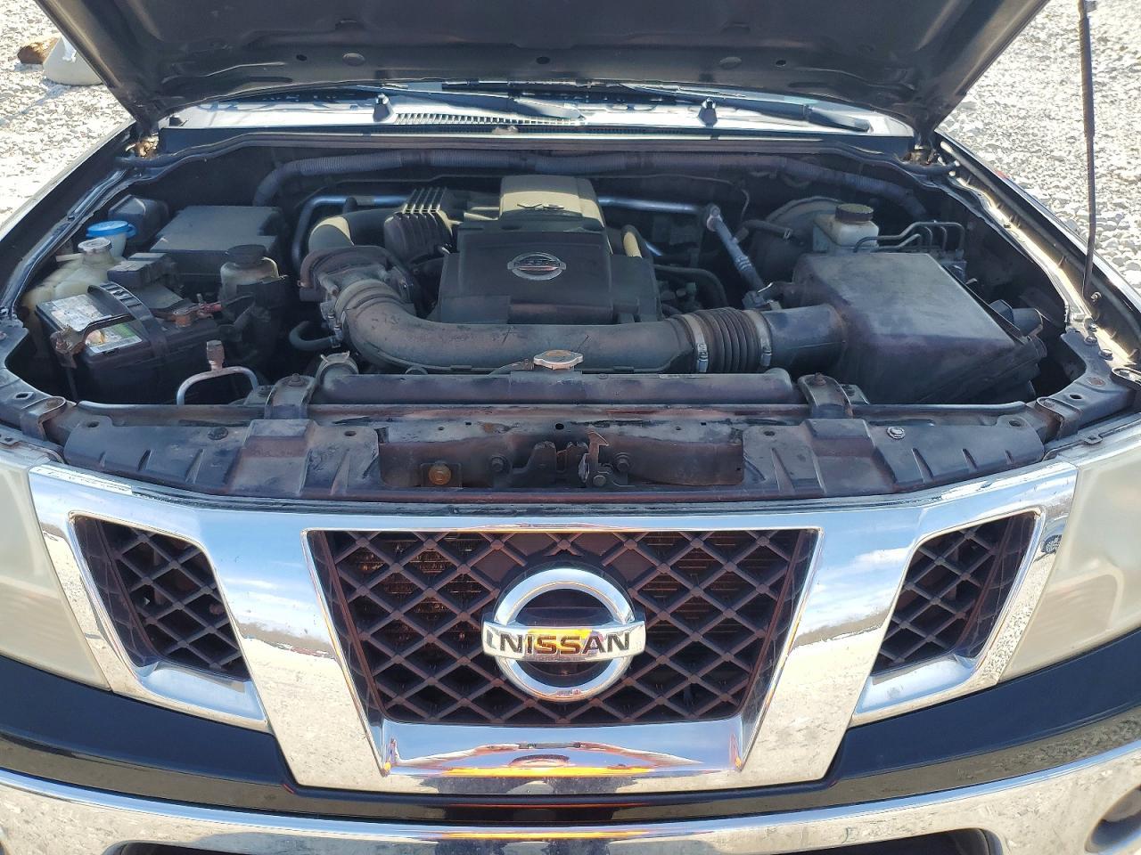 2011 Nissan Frontier SV V6