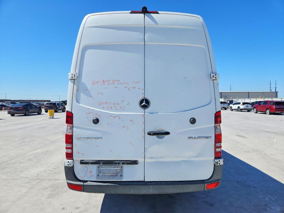 2014 Mercedes-Benz Sprinter 2500
