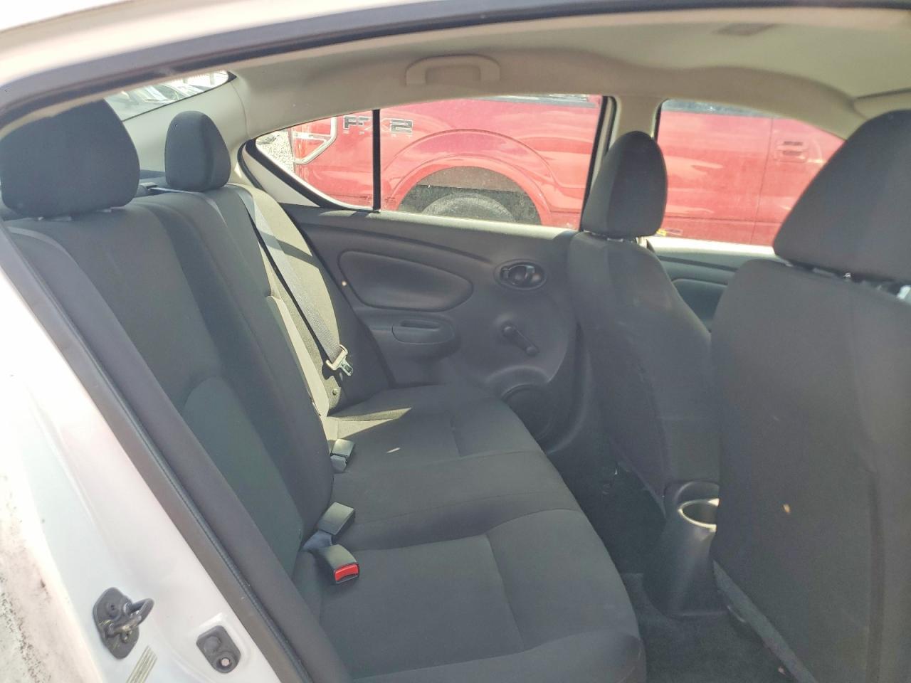 2018 Nissan Versa s Plus