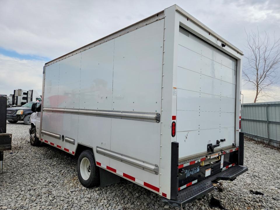 2021 GMC Savana CUT-BOX Truck