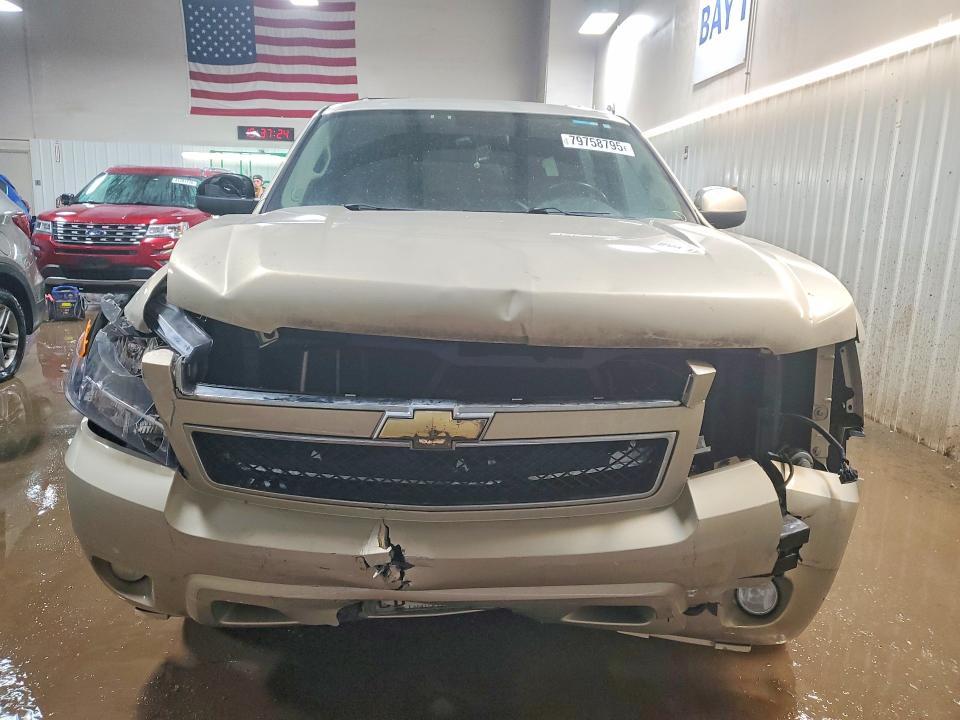 2010 Chevrolet Suburban K1500 lt