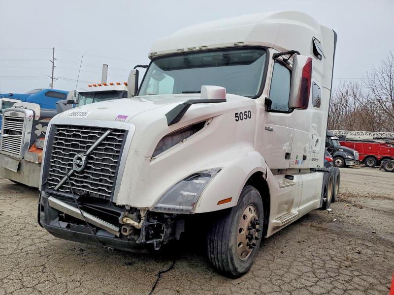2020 Volv O VNL Semi Truck