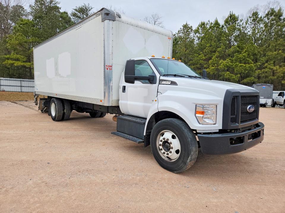 2022 Ford F650 Super Duty BOX Truck