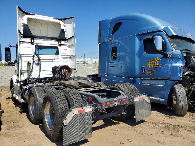2021 Volvo VNR Semi Truck