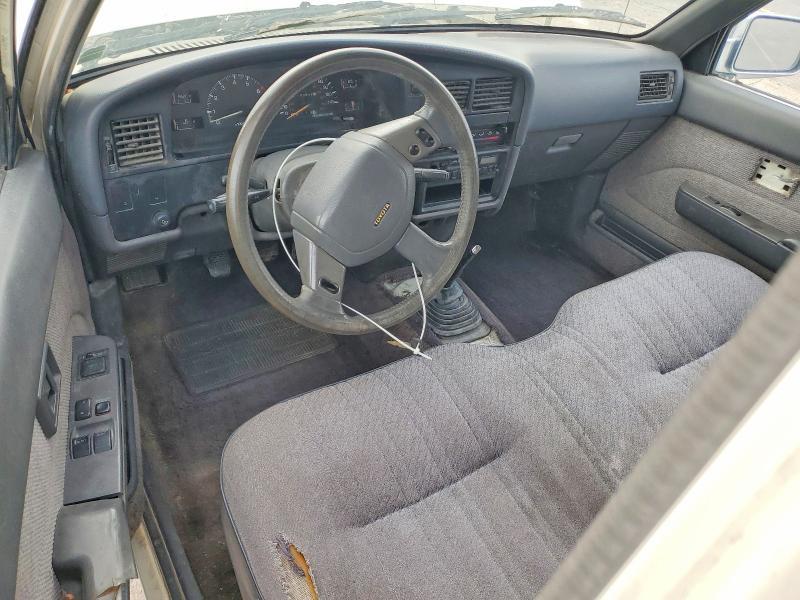 1990 Toyota Pickup SR5