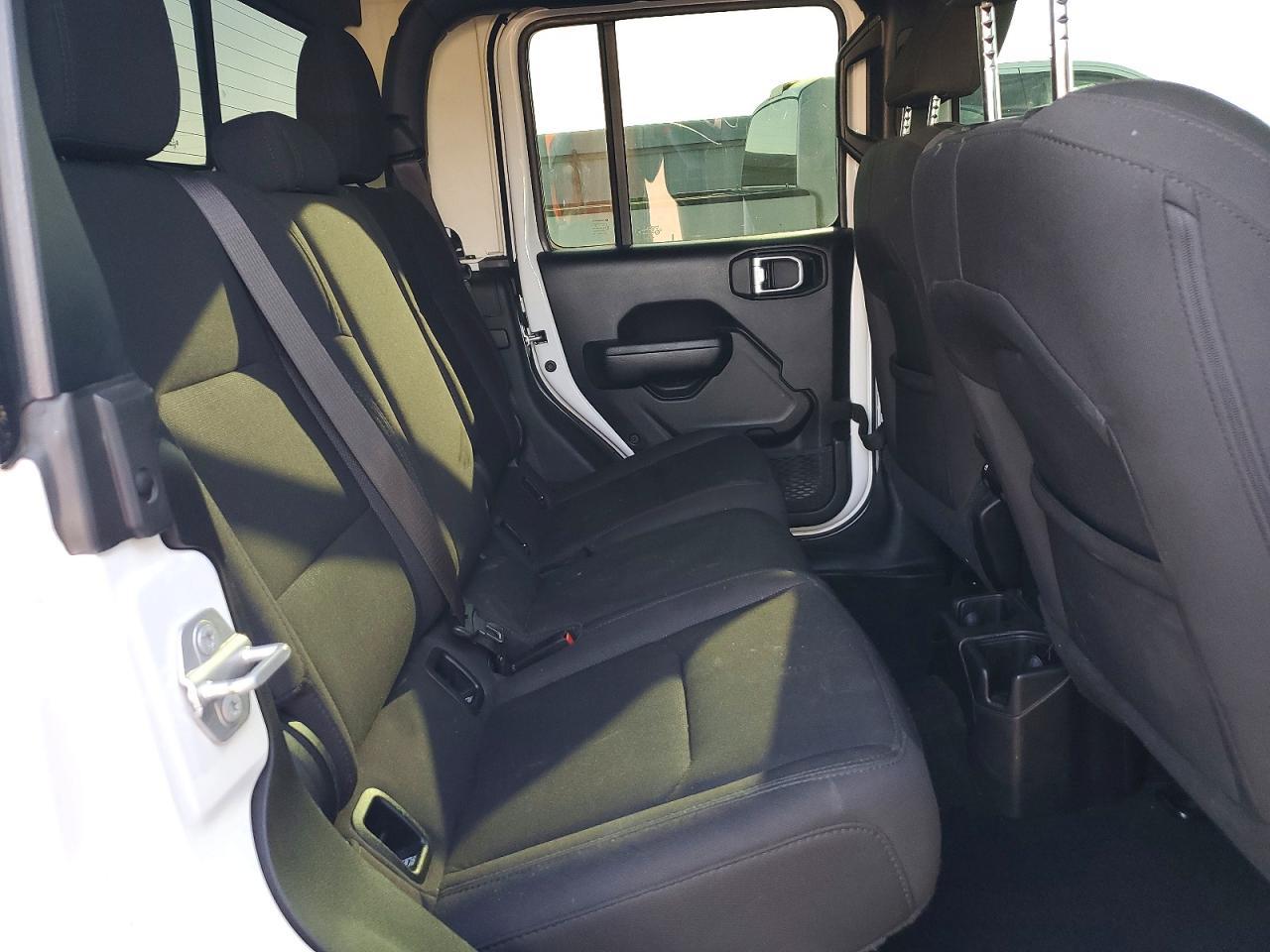 2023 Jeep Gladiator Sport