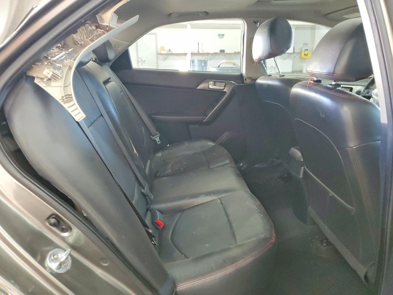 2011 KIA Forte sx