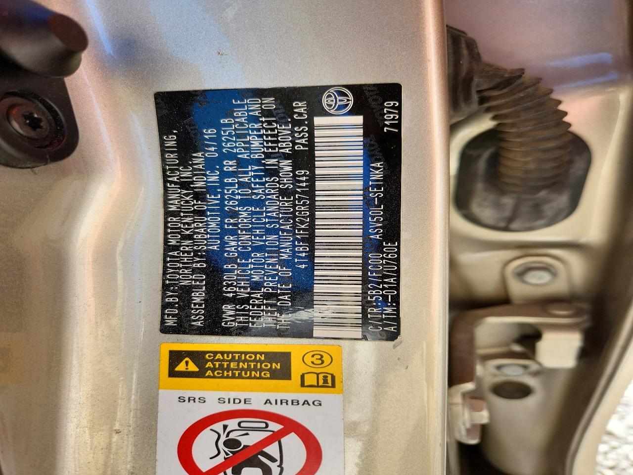 2016 Toyota Camry le