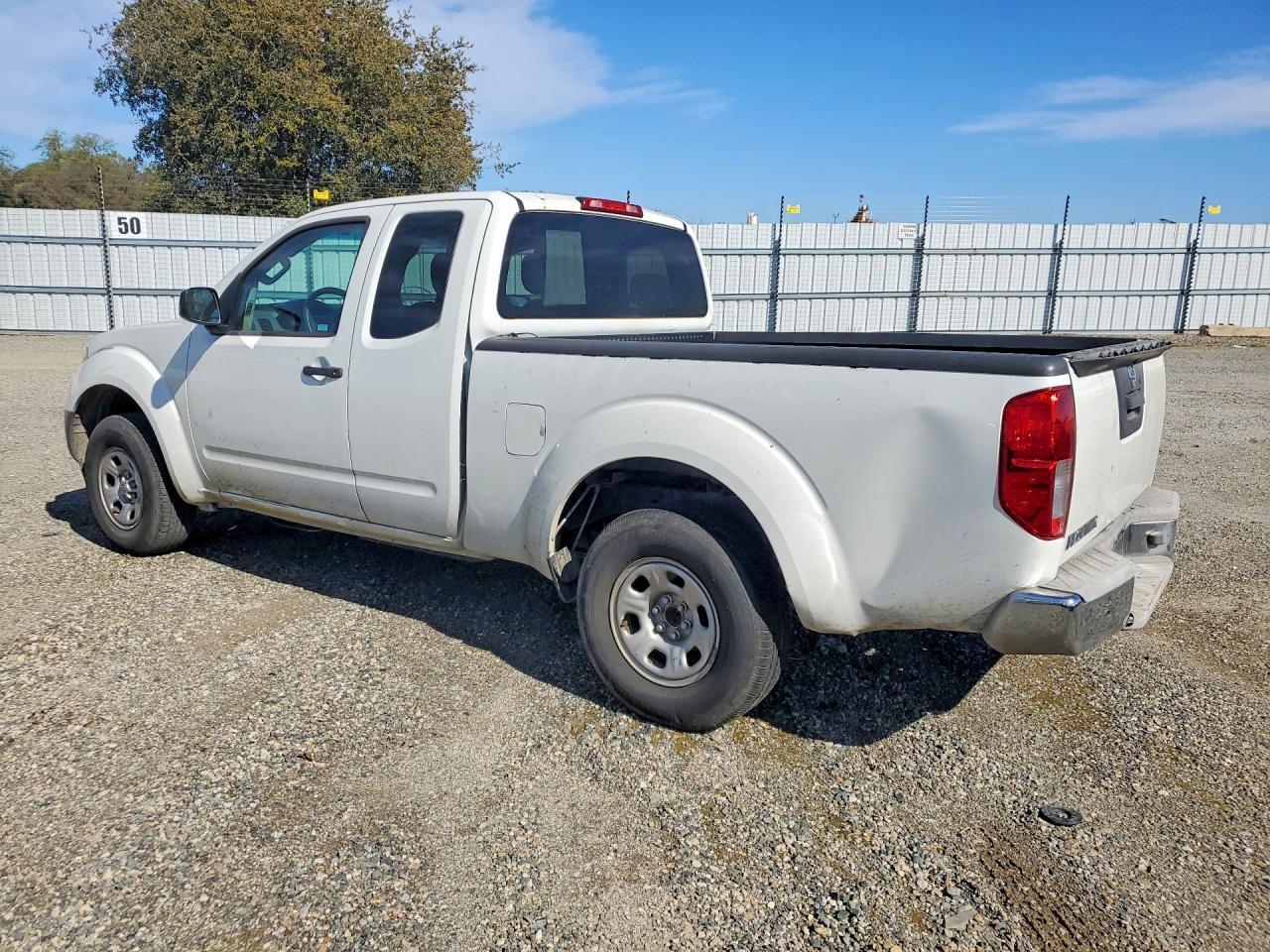 2016 Nissan Frontier S