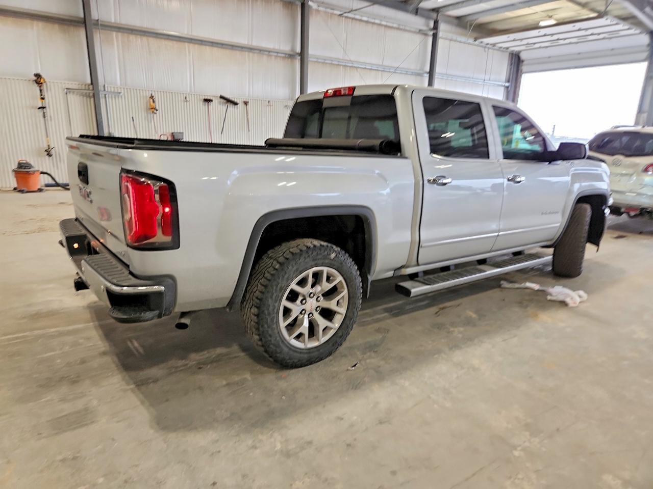 2017 GMC Sierra K1500 SLT
