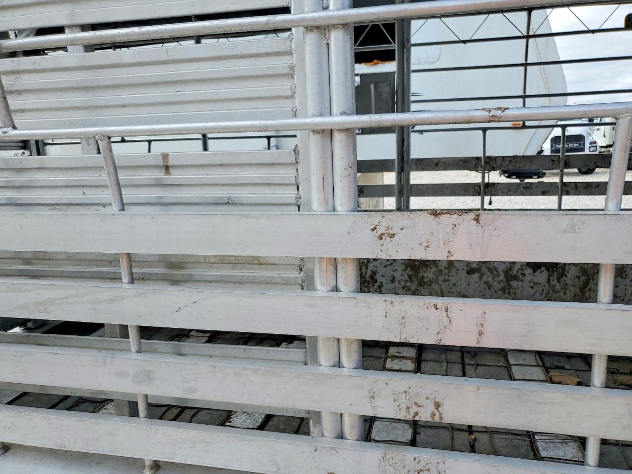 2004 Gooseneck Livestock Trailer