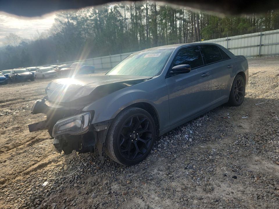 2019 Chrysler 300 Touring