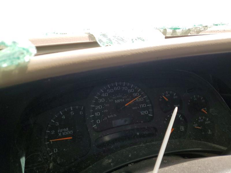 2004 Chevrolet Tahoe C1500