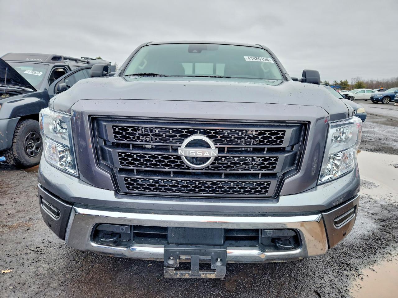 2024 Nissan Titan SV