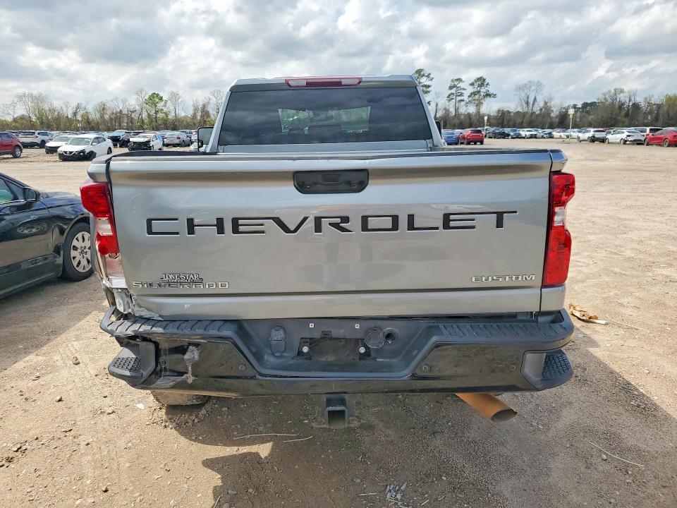 2024 Chevrolet Silverado K2500 Custom