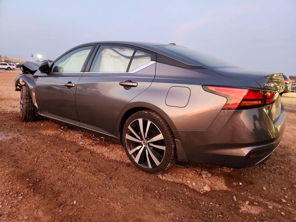 2021 Nissan Altima 2.5 sr