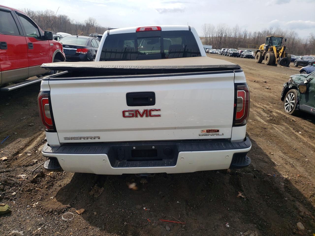 2018 GMC Sierra K1500 Denali
