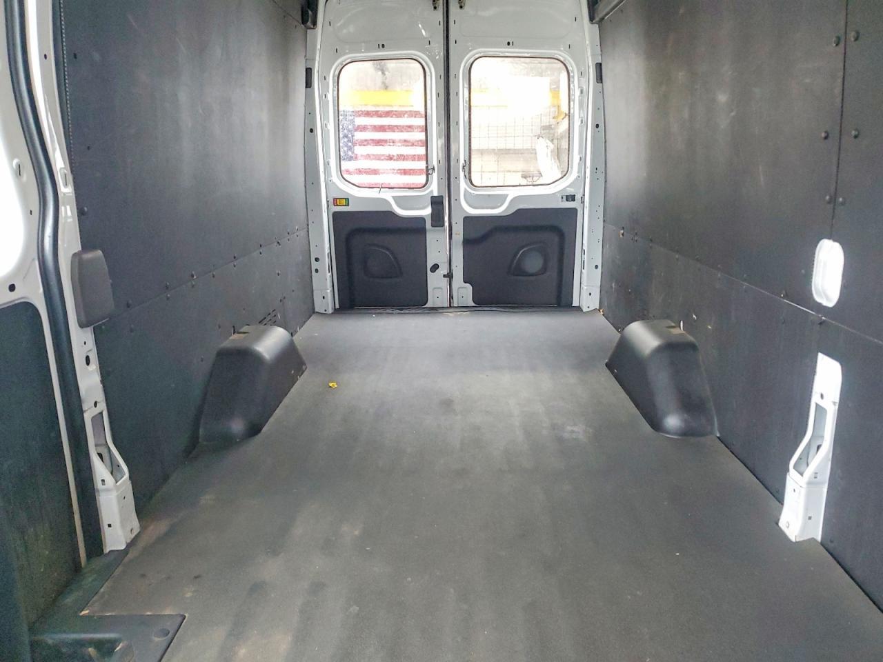 2023 Ford Transit T-250