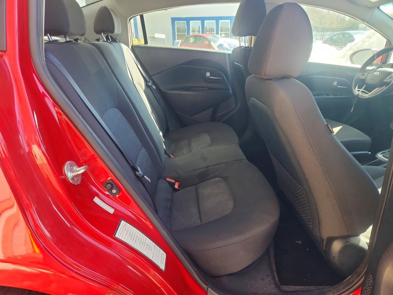 2017 KIA Rio lx